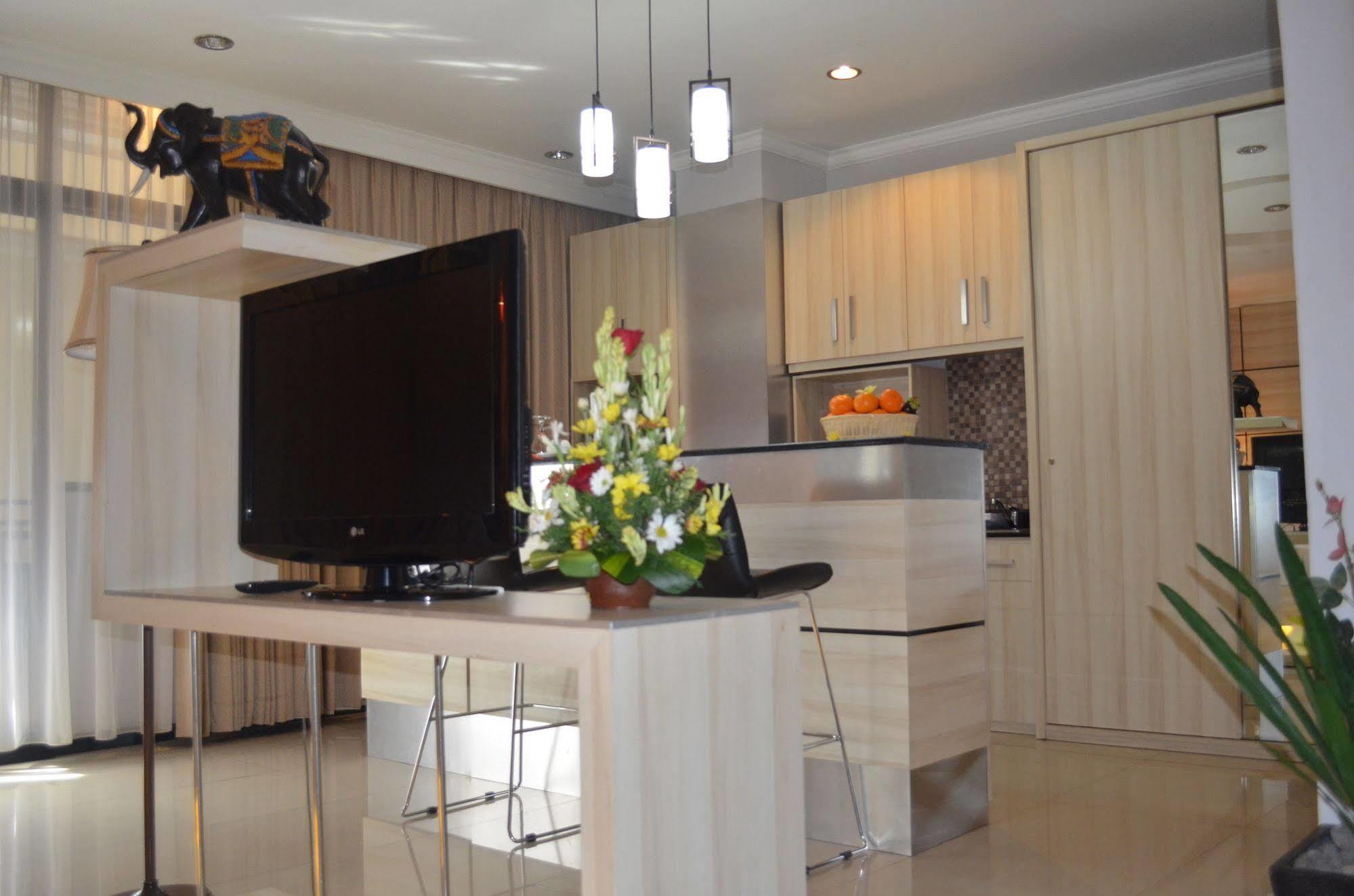 Ap Suite Apartment Kuta Lombok Dış mekan fotoğraf